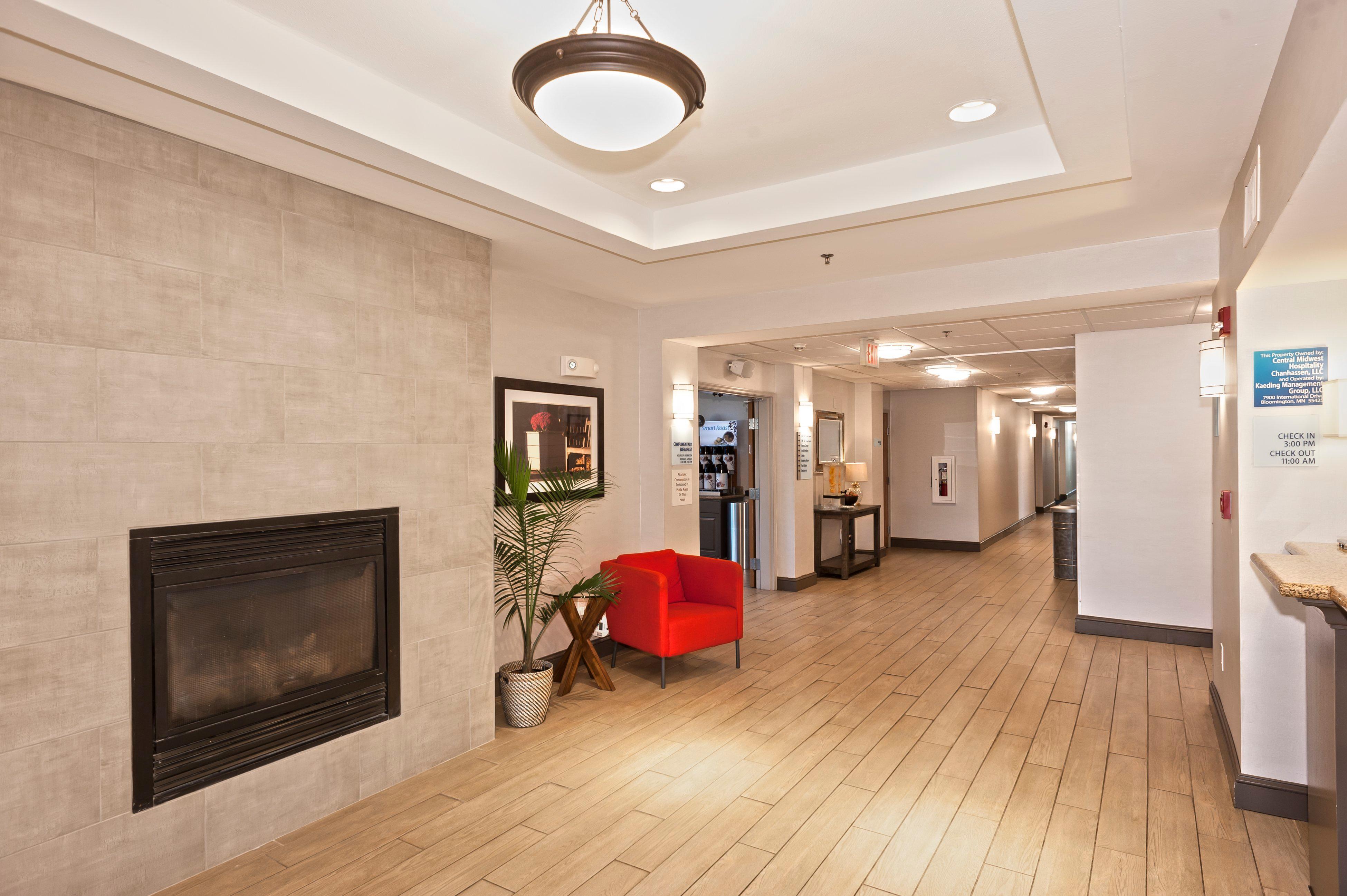 Holiday Inn Express Hotel & Suites Chanhassen By Ihg מראה חיצוני תמונה